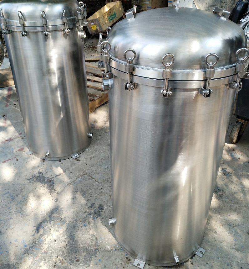 不銹鋼袋式過濾器使用壽命有多長時間?怎么維護壽命